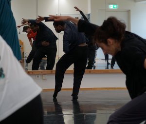Dance 4